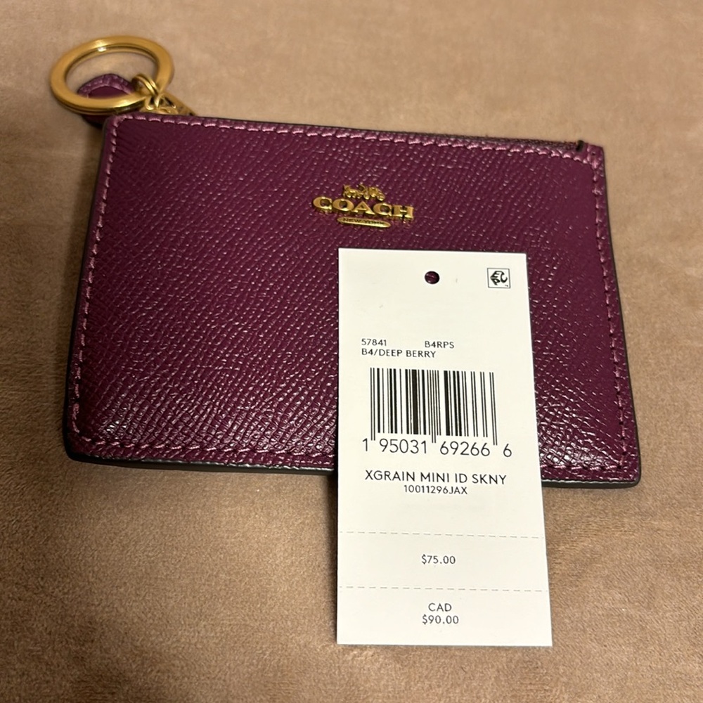 New Coach XGrain Mini ID SKNY Key & Card Holder only- Deep Berry - Picture 9 of 14